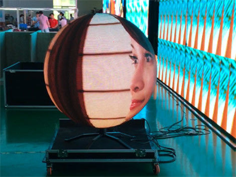 La exhibición llevada esfera a todo color interior de la bola de SMD P4 curvada llevó el panel