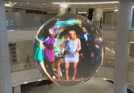 Bola llevada alta definición de la pantalla, exhibición llevada curvada a todo color de P4 SMD