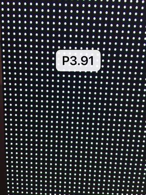 El vídeo a todo color interior de la pantalla LED P3.91 empareda brillo del RGB 1000cd/㎡ ninguna imagen secundaria