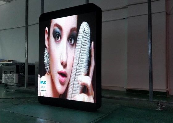 Poste al aire libre llevó la echada 5m m Ip65 4G Asynchronization del pixel de Media Player de la pantalla