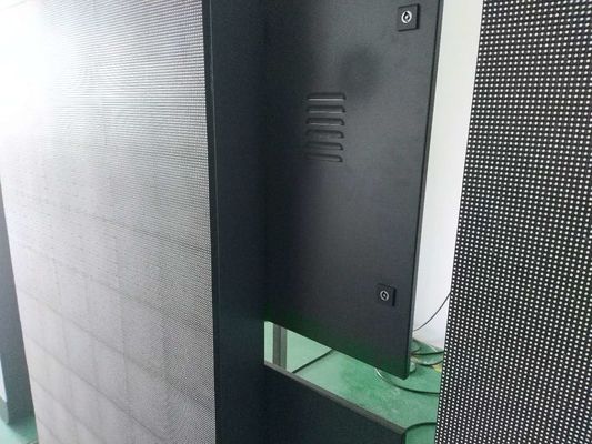 Gabinete negro gris rojo modificado para requisitos particulares Size160x160mm al aire libre llevado del hierro del módulo P5 del tablero de publicidad