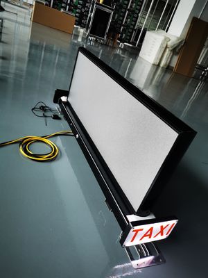 Muestra de publicidad al aire libre de la pantalla de la pantalla LED del taxi del top del tejado del coche del alto brillo P2.5 P3 P4.81 P5 3G a todo color 4G