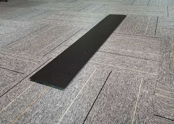 La pantalla llevada interior de la publicidad video flexible P2 curvó la exhibición del cilindro integrada formando el módulo ligero y fino