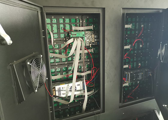 El panel de pantalla LED de poste del alto brillo de WIFI /3G/ 4G P5mm/pantalla de visualización al aire libre de la iluminación de la prenda impermeable