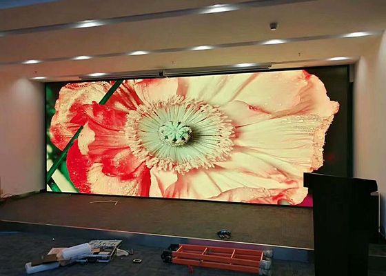 China HD que hace publicidad de la exhibición de pared video de la etapa de 3840Hz P1.25 LED proveedor