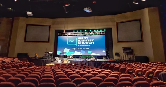 Conferencia de estudio de la iglesia de interior LED pantalla P1.86 con alto brillo y rápida configuración