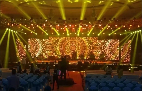 Display LED de configuración rápida P2.976 ligero y de alto brillo para eventos públicos