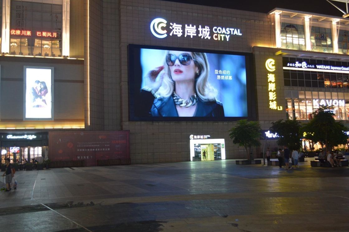 Los paneles de pared video interiores del LED, alquiler inconsútil 600cd/㎡ de la pantalla de la etapa del LED