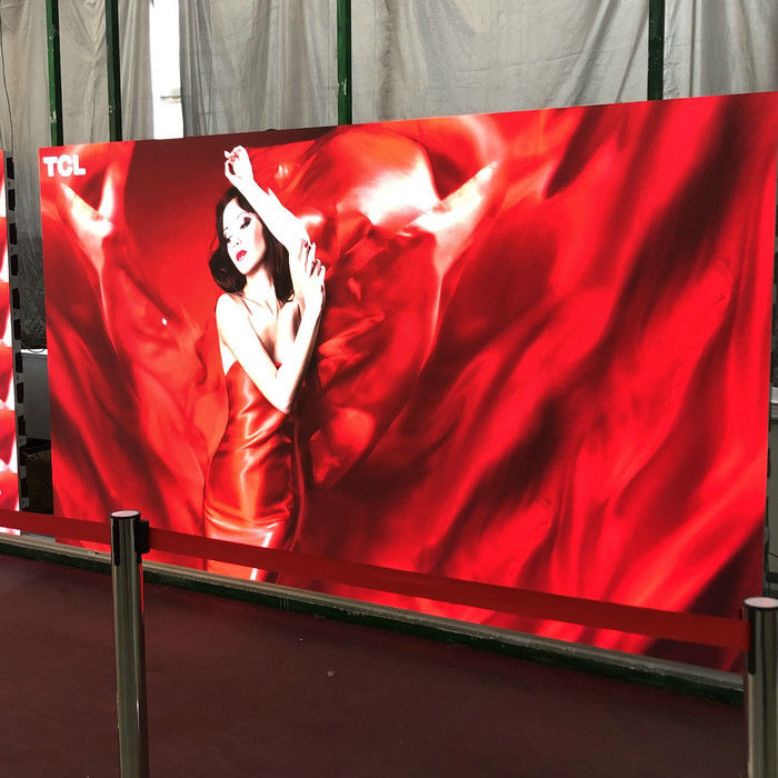 Pantalla a todo color interior de la pantalla LED del bisel estrecho con el marco de la aleación de aluminio